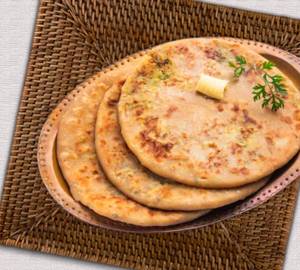 Aalo Paratha With Butter