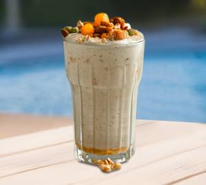 Mixed dry fruit milkshake