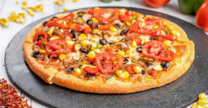 Tomato cheese pizza