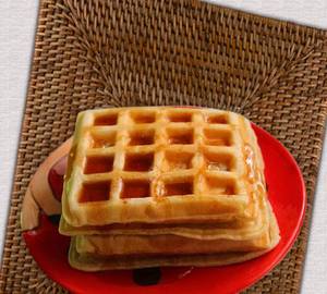 Caramel syrup waffle