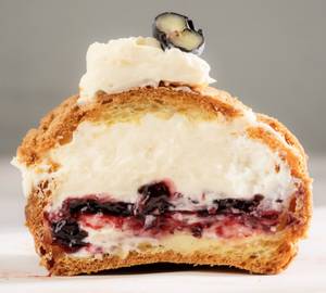 Glutenfree Vanilla Berry Choux (Box Of 2)