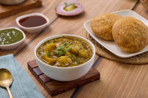 Khasta Kachori with Aloo Hing (Serves 1)