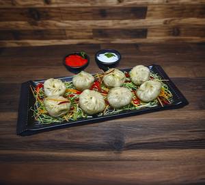 Veg steamed momos