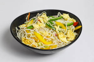 Egg Hakka Noodles