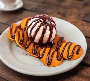 Ice Cream And Fudge Pancake