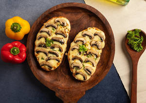 Mushroom And Balsamic Glaze Open Taost [200 Gms]