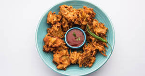 Onion pakoda