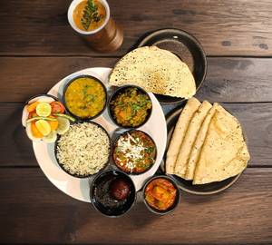 Premium thali