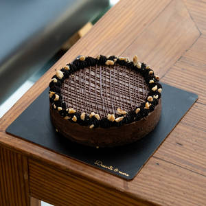 Nutella Cheese Cake Half Kg