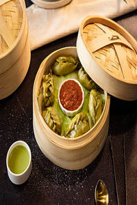 Atta Momos