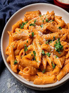 Chunky Marinara Penne Pasta