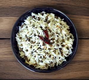Kali urad khichdi with tomato chutney 