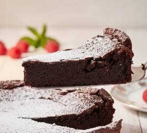 Flourless Chocolate Cake Slice
