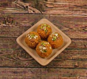 Special Laddu [4 Pieces]