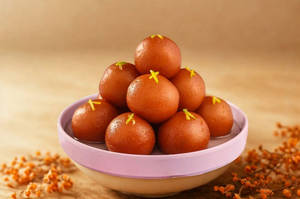 Gulab Jamun Big Pcs