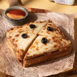Melting Cheese Sandwich