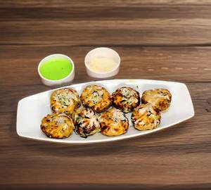 Paneer Peri Peri Momos [6 Pieces]