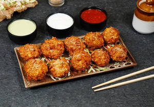 Kurkure Paneer Momos