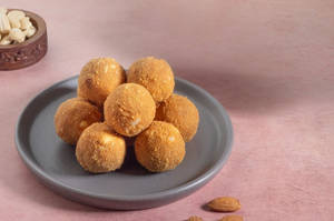 Panjeeri Laddu