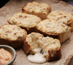 Cheese Burst Garlic Bread