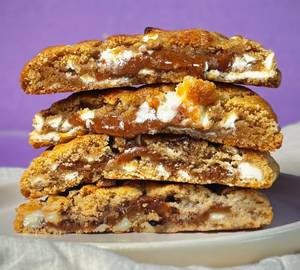 Giant Biscoff White Chocolate Chunks Cookie