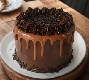 Mini Dark Truffle Chocolate Eggless Cake 250gm