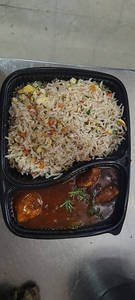 Chicken Fried Rice+ Chilly Chicken Semi Gravy