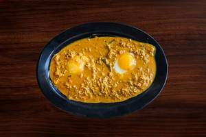 Egg Bulls Eye Chicken Keema