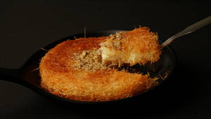 Cream And Cheese Kunafa