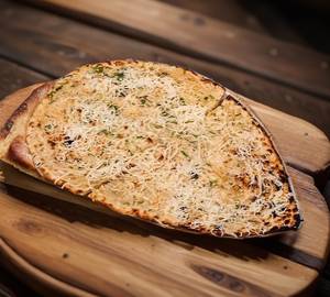 Cheese naan