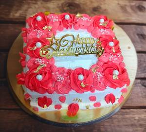 Strawberry cake 🍓