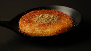 Crunchy Cream Kunafa