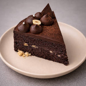 Dark Chocolate Cake Slice [160 grams]