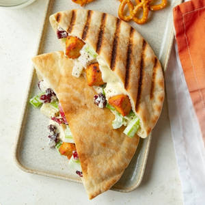 Smoky Chicken Tikka Pita Pocket[whole wheat].