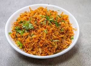Veg schezwan fried rice [400g]