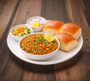Soya Keema Pav