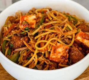Paneer manchurian noodles [350 g]