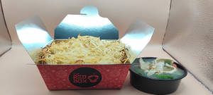 Chicken Pan Fried Noodles White Sauce