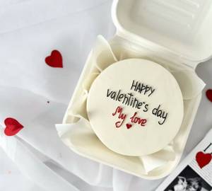 Valentine's Love Ferrero Rocher Chocolate Bento Cake