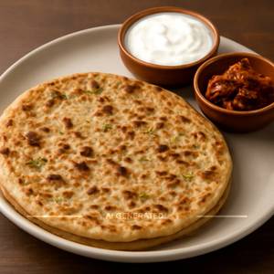 Pyaz Paratha With Curd And Pickle