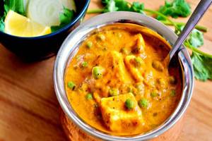 Matar Paneer