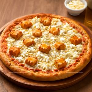 Paneer triple cheese pizza