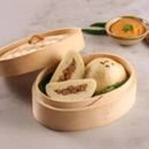 Chilli Bbq Chicken Bao ( Closed )