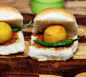 Classic Mumbai Vada Pav (4 Pcs)