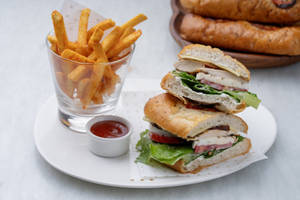 Grilled Chicken Sw With Tomato & Fresh Mozzarella