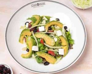 Avocado, Cucumber & Mesclun Salad