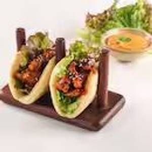 Crispy Vegetable Chilly Basil Bao