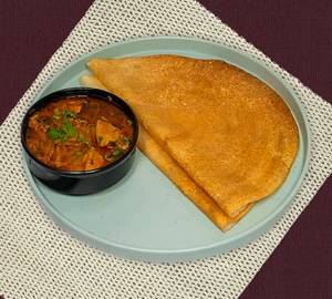 4 Dosa With Chicken Curry [250 Ml]