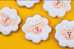 Sheep Iced Cookie