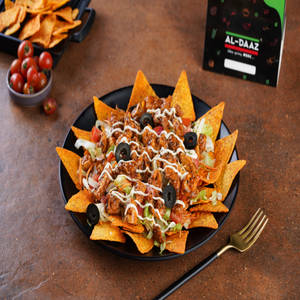 Chicken Cheesy Topped Nachos